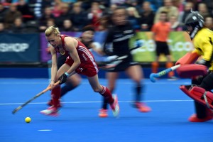 Great Britain's Alex Danson takes the ball around Asano in Japan's goal to score the first goal against Japan - credit Chris Lee