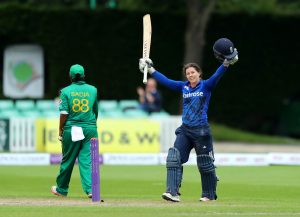 WORCESTER, ENGLAND - JUNE 22: Tammy Beaumont of England celebrates reaching her century during the second Women's Royal London ODI match between England and Pakistan at New Road on June 22, 2016 in Worcester, England. (Photo by Richard Heathcote/Getty Images)